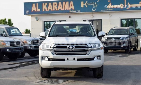 Buy Import Toyota Land Cruiser White Car in Import - Dubai in Uganda Buy Import Toyota Land Cruiser White Car in Import - Dubai in Uganda