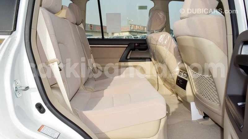 Big with watermark toyota land cruiser uganda import dubai 8618