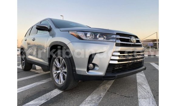 Buy Import Toyota Highlander Other Car in Import - Dubai in Uganda Buy Import Toyota Highlander Other Car in Import - Dubai in Uganda