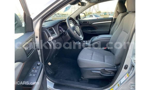 Buy Import Toyota Highlander Other Car in Import - Dubai in Uganda Buy Import Toyota Highlander Other Car in Import - Dubai in Uganda