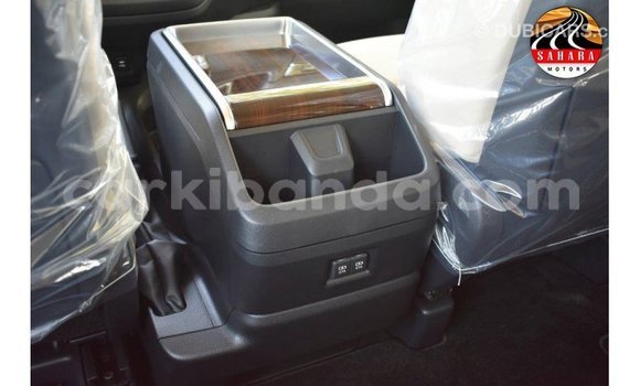 Buy Import Toyota Granvia White Car in Import - Dubai in Uganda Buy Import Toyota Granvia White Car in Import - Dubai in Uganda