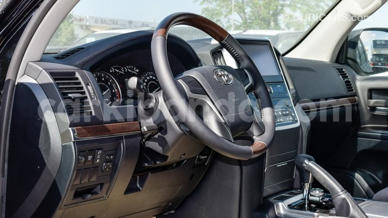 Big with watermark toyota land cruiser uganda import dubai 8641