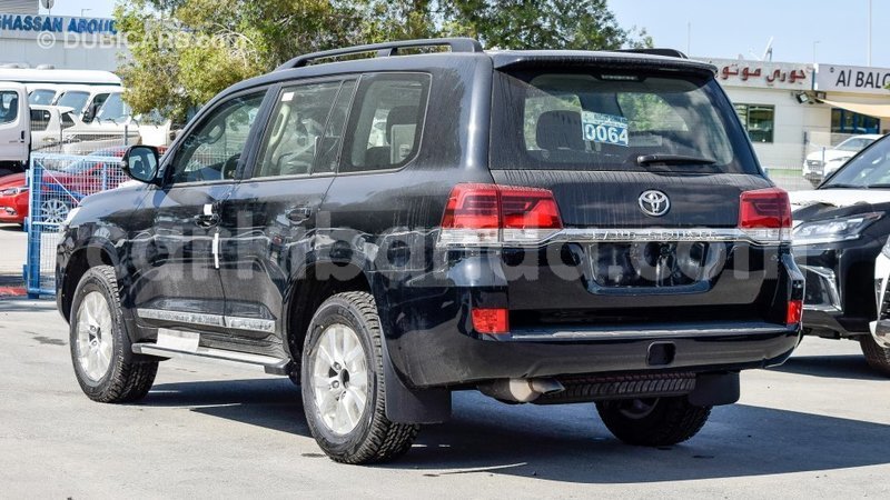 Big with watermark toyota land cruiser uganda import dubai 8641