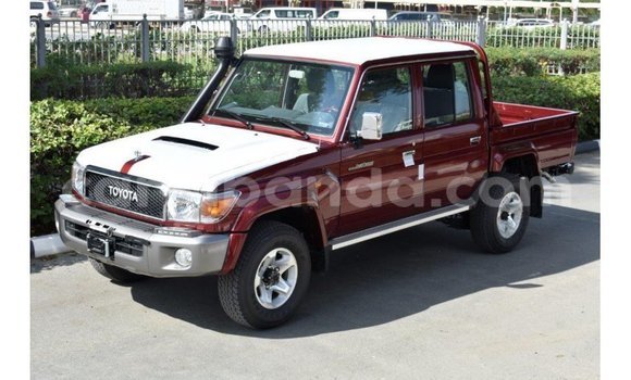Nunua Imported Toyota Land Cruiser Nyekundu Gari ndani ya Import - Dubai nchini Uganda Nunua Imported Toyota Land Cruiser Nyekundu Gari ndani ya Import - Dubai nchini Uganda