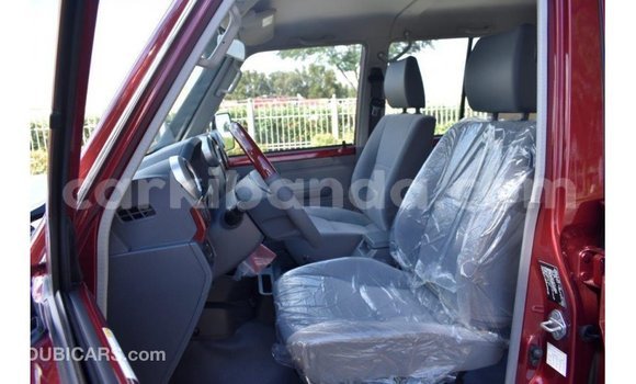 Nunua Imported Toyota Land Cruiser Nyekundu Gari ndani ya Import - Dubai nchini Uganda Nunua Imported Toyota Land Cruiser Nyekundu Gari ndani ya Import - Dubai nchini Uganda