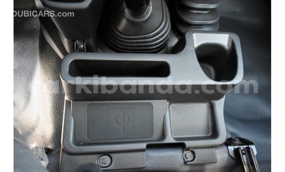 Nunua Imported Toyota Land Cruiser Nyekundu Gari ndani ya Import - Dubai nchini Uganda Nunua Imported Toyota Land Cruiser Nyekundu Gari ndani ya Import - Dubai nchini Uganda