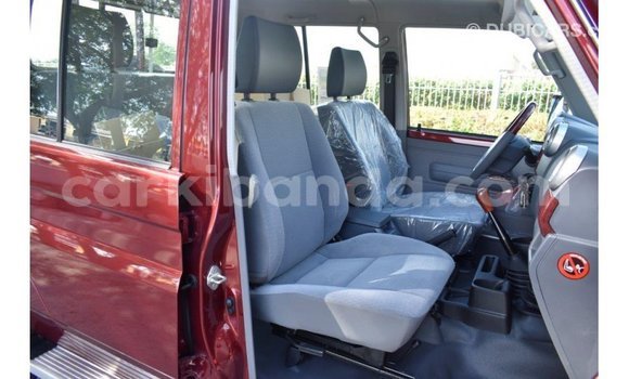 Nunua Imported Toyota Land Cruiser Nyekundu Gari ndani ya Import - Dubai nchini Uganda Nunua Imported Toyota Land Cruiser Nyekundu Gari ndani ya Import - Dubai nchini Uganda