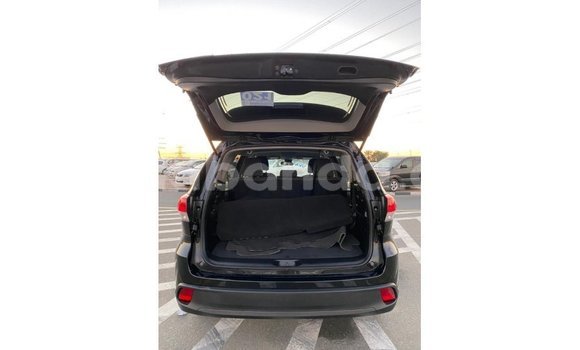Buy Import Toyota Highlander Black Car in Import - Dubai in Uganda Buy Import Toyota Highlander Black Car in Import - Dubai in Uganda