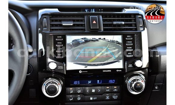 Nunua Imported Toyota 4Runner Nyeupe Gari ndani ya Import - Dubai nchini Uganda Nunua Imported Toyota 4Runner Nyeupe Gari ndani ya Import - Dubai nchini Uganda