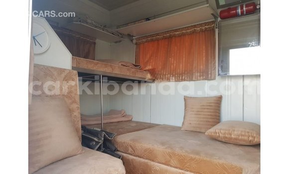 Gura Imported Kia Carens White Imodoka i Import - Dubai mu Uganda Gura Imported Kia Carens White Imodoka i Import - Dubai mu Uganda