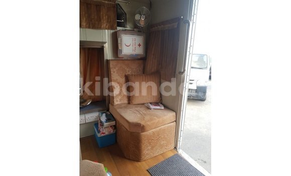 Gura Imported Kia Carens White Imodoka i Import - Dubai mu Uganda Gura Imported Kia Carens White Imodoka i Import - Dubai mu Uganda