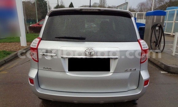 Buy Used Toyota RAV4 Silver Car in Kampala in Uganda Buy Used Toyota RAV4 Silver Car in Kampala in Uganda