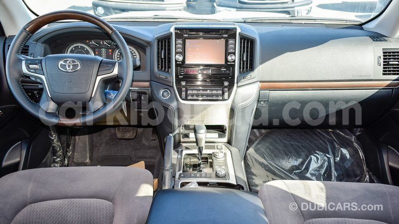 Big with watermark toyota land cruiser uganda import dubai 8681