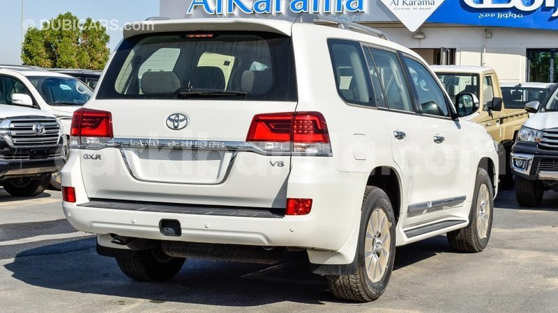 Big with watermark toyota land cruiser uganda import dubai 8681