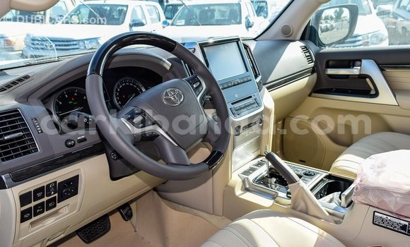 Buy Import Toyota Land Cruiser Black Car in Import - Dubai in Uganda Buy Import Toyota Land Cruiser Black Car in Import - Dubai in Uganda