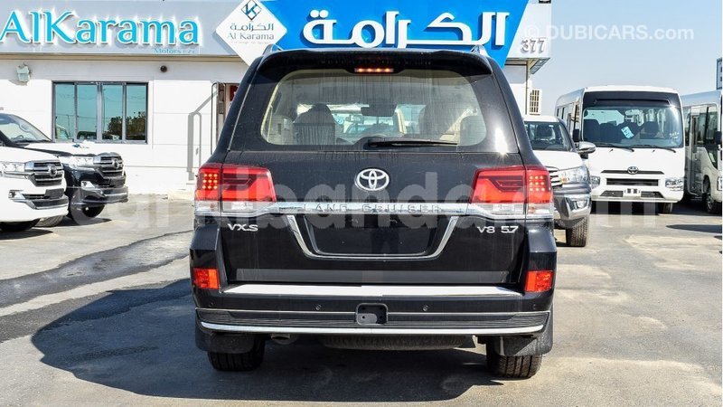 Big with watermark toyota land cruiser uganda import dubai 8682