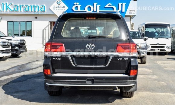 Buy Import Toyota Land Cruiser Black Car in Import - Dubai in Uganda Buy Import Toyota Land Cruiser Black Car in Import - Dubai in Uganda