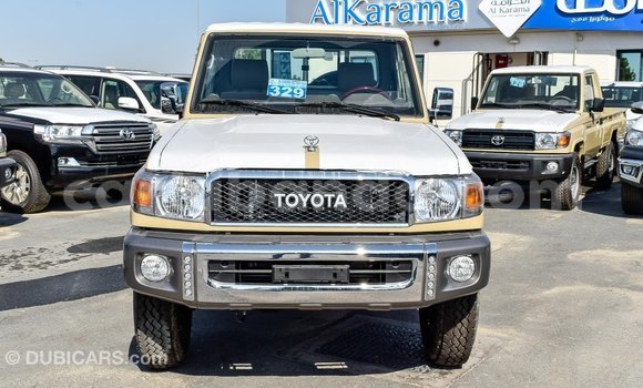 Buy Import Toyota Land Cruiser Beige Car in Import - Dubai in Uganda Buy Import Toyota Land Cruiser Beige Car in Import - Dubai in Uganda