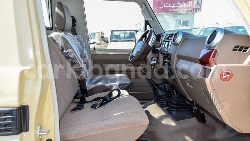 Big with watermark toyota land cruiser uganda import dubai 8695