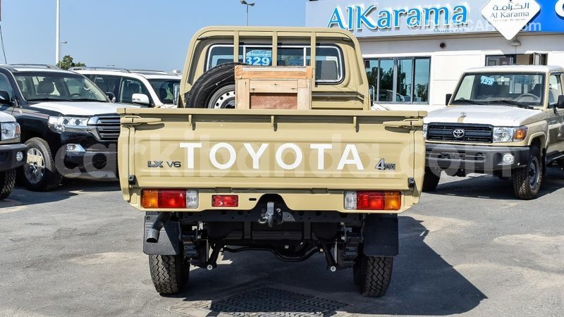 Big with watermark toyota land cruiser uganda import dubai 8695