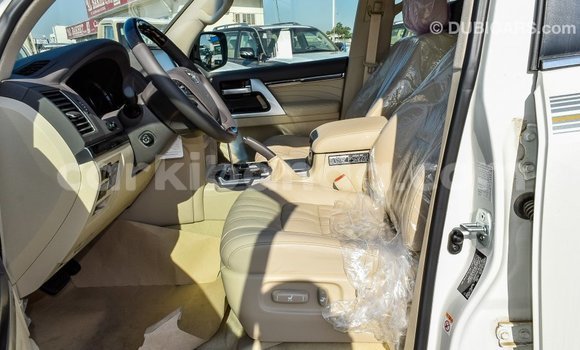 Buy Import Toyota Land Cruiser White Car in Import - Dubai in Uganda Buy Import Toyota Land Cruiser White Car in Import - Dubai in Uganda