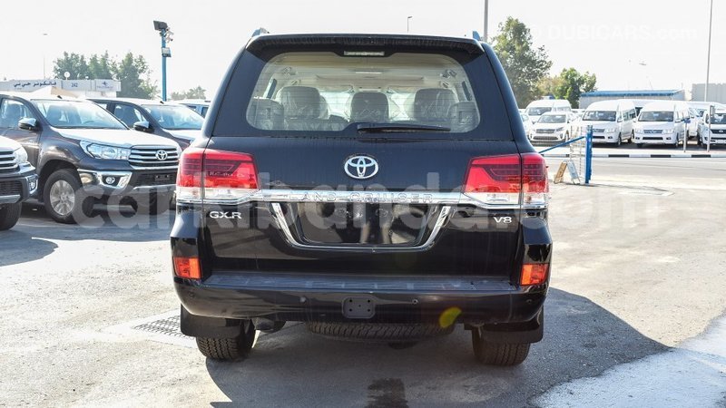 Big with watermark toyota land cruiser uganda import dubai 8697