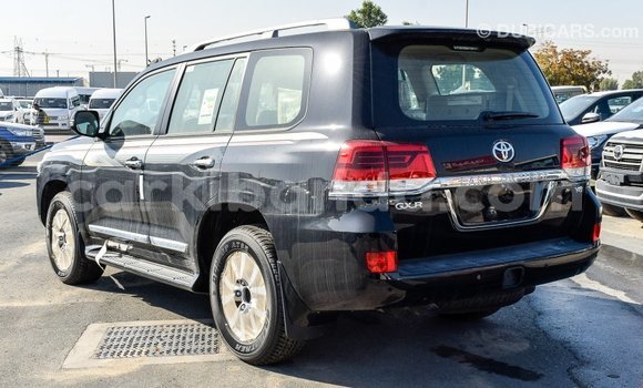 Buy Import Toyota Land Cruiser Black Car in Import - Dubai in Uganda Buy Import Toyota Land Cruiser Black Car in Import - Dubai in Uganda