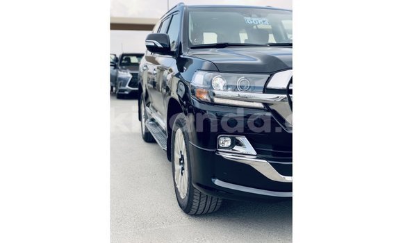 Buy Import Toyota Land Cruiser Black Car in Import - Dubai in Uganda Buy Import Toyota Land Cruiser Black Car in Import - Dubai in Uganda