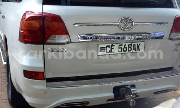 Buy Used Toyota Land Cruiser White Car in Kampala in Uganda Buy Used Toyota Land Cruiser White Car in Kampala in Uganda