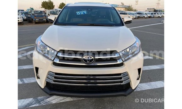 Buy Import Toyota Highlander White Car in Import - Dubai in Uganda Buy Import Toyota Highlander White Car in Import - Dubai in Uganda