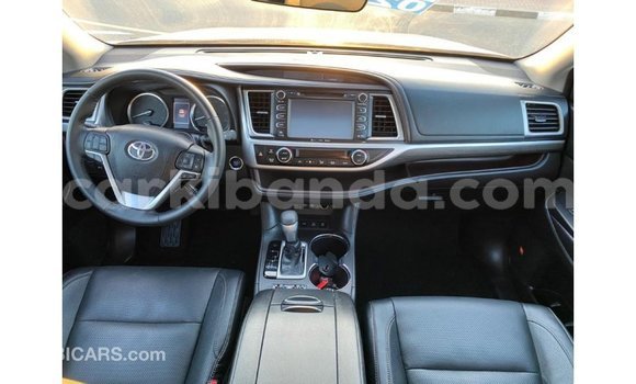 Buy Import Toyota Highlander White Car in Import - Dubai in Uganda Buy Import Toyota Highlander White Car in Import - Dubai in Uganda