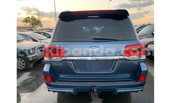 Gura Imported Toyota Land Cruiser Blue Imodoka i Import - Dubai mu Uganda Gura Imported Toyota Land Cruiser Blue Imodoka i Import - Dubai mu Uganda
