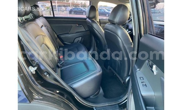 Nunua Imported Kia Sportage Nyeusi Gari ndani ya Import - Dubai nchini Uganda Nunua Imported Kia Sportage Nyeusi Gari ndani ya Import - Dubai nchini Uganda