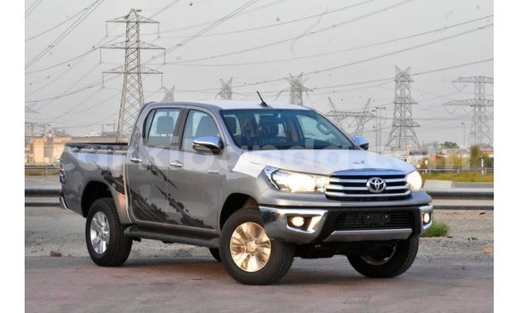 Nunua Imported Toyota Hilux Nyingine Gari ndani ya Import - Dubai nchini Uganda Nunua Imported Toyota Hilux Nyingine Gari ndani ya Import - Dubai nchini Uganda
