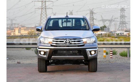 Nunua Imported Toyota Hilux Nyingine Gari ndani ya Import - Dubai nchini Uganda Nunua Imported Toyota Hilux Nyingine Gari ndani ya Import - Dubai nchini Uganda