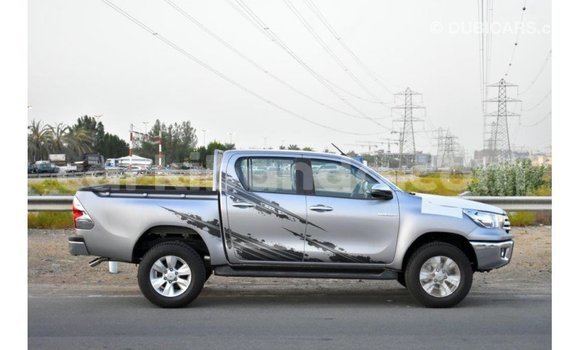 Nunua Imported Toyota Hilux Nyingine Gari ndani ya Import - Dubai nchini Uganda Nunua Imported Toyota Hilux Nyingine Gari ndani ya Import - Dubai nchini Uganda