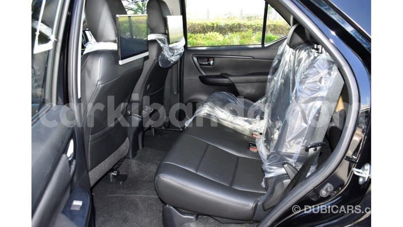 Big with watermark toyota fortuner uganda import dubai 8731