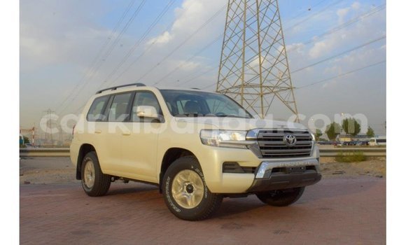 Buy Import Toyota Land Cruiser White Car in Import - Dubai in Uganda Buy Import Toyota Land Cruiser White Car in Import - Dubai in Uganda