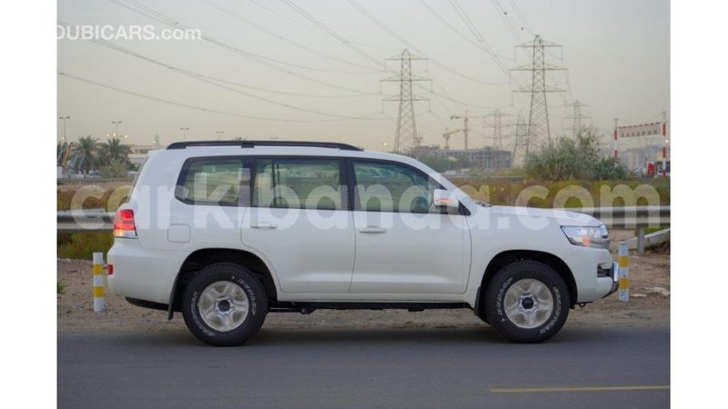 Big with watermark toyota land cruiser uganda import dubai 8738