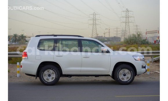 Buy Import Toyota Land Cruiser White Car in Import - Dubai in Uganda Buy Import Toyota Land Cruiser White Car in Import - Dubai in Uganda