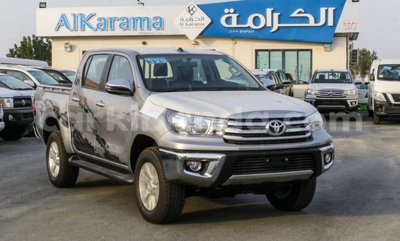 Acheter Import Voiture Toyota Hilux Autre à Import - Dubai, Ouganda Acheter Import Voiture Toyota Hilux Autre à Import - Dubai, Ouganda