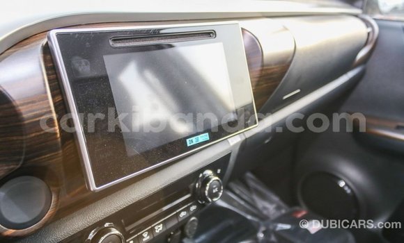 Acheter Import Voiture Toyota Hilux Autre à Import - Dubai, Ouganda Acheter Import Voiture Toyota Hilux Autre à Import - Dubai, Ouganda