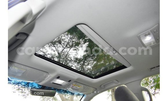 Acheter Import Voiture Toyota Land Cruiser Noir à Import - Dubai, Ouganda Acheter Import Voiture Toyota Land Cruiser Noir à Import - Dubai, Ouganda