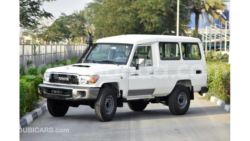 Big with watermark toyota land cruiser uganda import dubai 8759