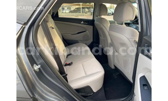 Buy Import Hyundai Tucson White Car in Import - Dubai in Uganda Buy Import Hyundai Tucson White Car in Import - Dubai in Uganda