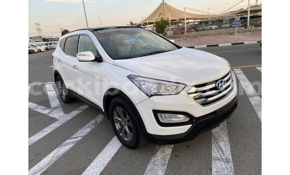 Buy Import Hyundai Santa Fe White Car in Import - Dubai in Uganda Buy Import Hyundai Santa Fe White Car in Import - Dubai in Uganda