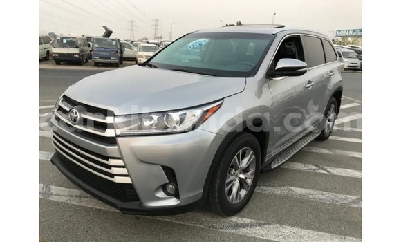 Buy Import Toyota Highlander Other Car in Import - Dubai in Uganda Buy Import Toyota Highlander Other Car in Import - Dubai in Uganda