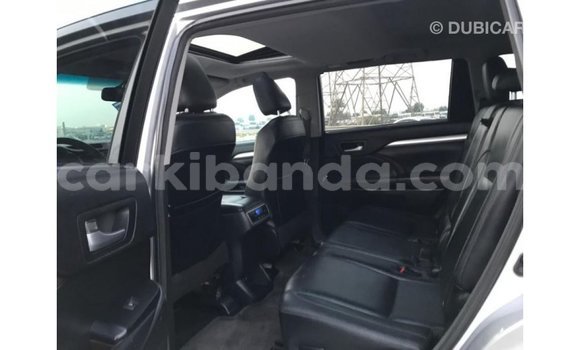 Buy Import Toyota Highlander Other Car in Import - Dubai in Uganda Buy Import Toyota Highlander Other Car in Import - Dubai in Uganda