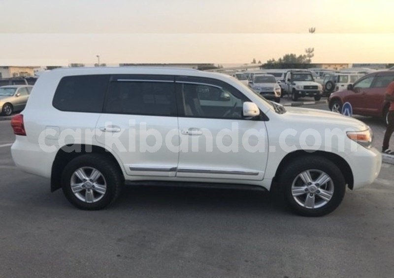 Big with watermark toyota land cruiser uganda kampala 8772