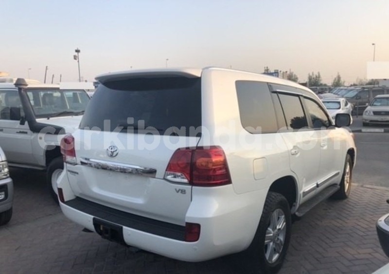 Big with watermark toyota land cruiser uganda kampala 8772